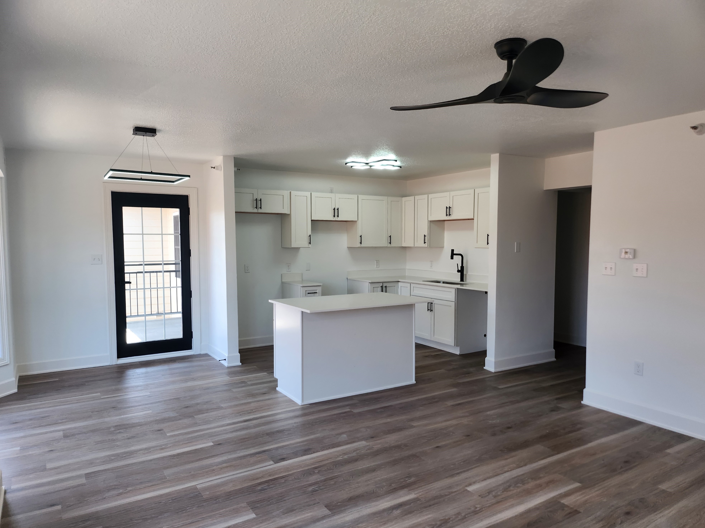 209 West Jefferson St- Unit 15